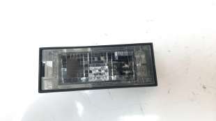 Recambio de piloto matricula para dacia sandero 2012- 0.9 tce cat referencia OEM IAM 8200480127  