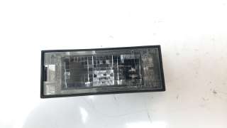Recambio de piloto matricula para dacia sandero 2012- 0.9 tce cat referencia OEM IAM 8200480127  