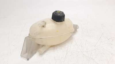 Recambio de deposito expansion para renault master kasten 2010- referencia OEM IAM 217100015R  
