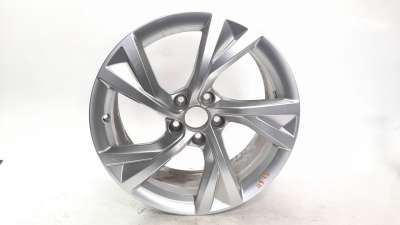 Recambio de llanta para audi a4 berlina (8wc) 2019- 35 tdi s line referencia OEM IAM 8W0601025EJ  