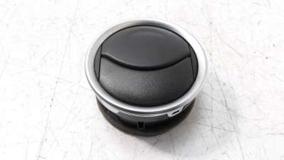 Recambio de rejilla aireadora para suzuki vitara 2015- 1.4 16v boosterjet cat referencia OEM IAM 7363054P0  