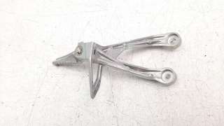 Recambio de estribo lateral para honda cb 125 f 2015- referencia OEM IAM 50715K94T00  