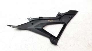 Recambio de moldura para honda cb 125 f 2015- referencia OEM IAM 83521K94T00  