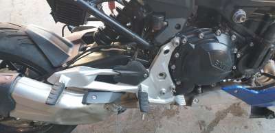 Recambio de estribo lateral para bmw f 900 r 2019- referencia OEM IAM 46718404014  