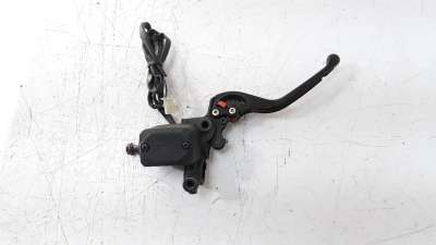 Recambio de bomba freno para ducati scrambler 2014-2020 referencia OEM IAM 62441152A  