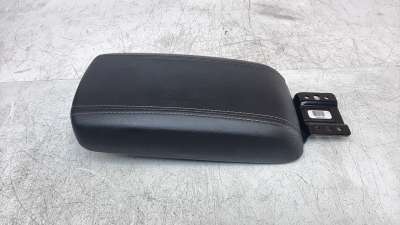 Recambio de apoyabrazos central para jeep compass ii 2017- 1.6 m-jet cat referencia OEM IAM 5ZK07DX9AB  