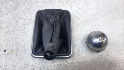 Recambio de pomo palanca cambio para jeep compass ii 2017- 1.6 m-jet cat referencia OEM IAM 68201215AA  