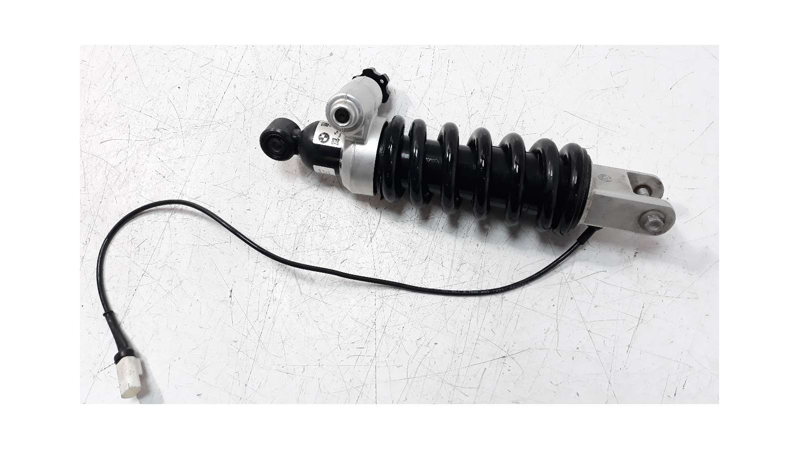 Recambio de amortiguador trasero para bmw f 800 r 2015- f 800 r referencia OEM IAM 853403402   Recambio de amortiguador trasero para bmw f 800 r 2015- f 800 r referencia OEM IAM 853403402