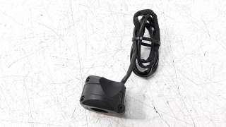 Recambio de piña luces derecha para ducati scrambler 2014-2020 referencia OEM IAM 65010172B  