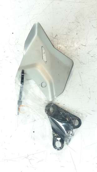 Recambio de moldura para kawasaki ninja 650 2016- referencia OEM IAM 550201957  