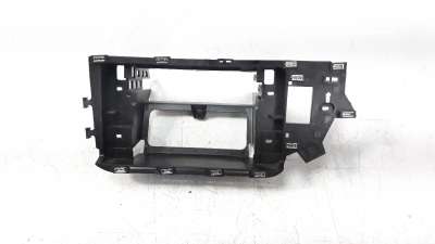 Recambio de moldura para volkswagen polo 2017- 1.0 tsi referencia OEM IAM 2G1858005  