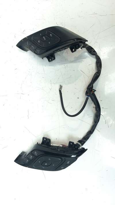 Recambio de mando volante para toyota c-hr 2016- referencia OEM IAM 45100F4020C1  