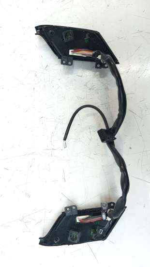 Recambio de mando volante para toyota c-hr 2016- referencia OEM IAM 45100F4020C1   2