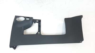 Recambio de moldura para volkswagen polo 2017- 1.0 tsi referencia OEM IAM 2G1858365  