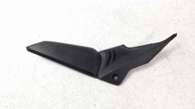 Recambio de moldura para honda cb 650r 2018- cb 650r referencia OEM IAM 83600MKYD50  