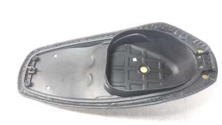 Recambio de asiento para sym jet 14 125 2017- referencia OEM IAM 77200X8A000RH  