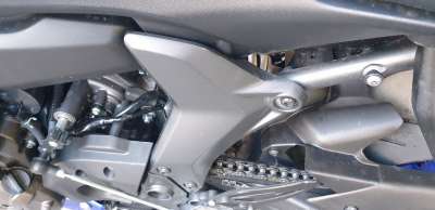Recambio de moldura para yamaha yzf-r 7 2023- yzf-r 7 referencia OEM IAM BEB2745300  