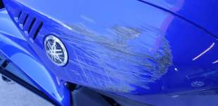 Recambio de moldura para yamaha yzf-r 7 2023- yzf-r 7 referencia OEM IAM BEB2412900P0   2