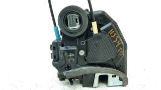 Recambio de cerradura puerta trasera derecha para toyota rav4 2018- referencia OEM IAM 6905048060  
