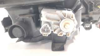Recambio de faro izquierdo para toyota rav4 2018- referencia OEM IAM 8117042650 108909802 TY2924914