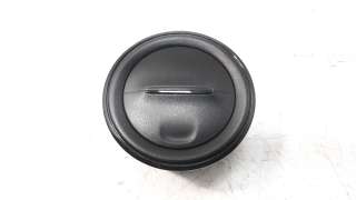 Recambio de rejilla aireadora para dacia sandero 2012- 1.0 12v cat referencia OEM IAM 687607797R  