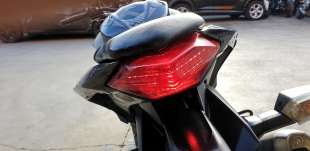 Recambio de piloto trasero central para kawasaki z 300 2015-2017 referencia OEM IAM 230250350  