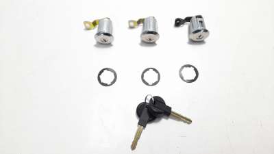 Recambio de bombin puerta delantera izquierda para citroën berlingo 1996-2002 referencia OEM IAM 9170CW EZCCT001 131887
