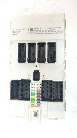 Recambio de caja reles / fusibles para bmw serie 3 lim. (f30) 2011-2015 2.0 turbodiesel referencia OEM IAM 61359303545  
