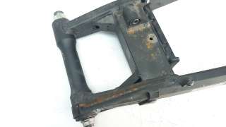 Recambio de puente trasero para kawasaki z 900 2016- referencia OEM IAM 33001073210  
