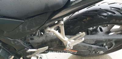 Recambio de estribo lateral para honda cb 500f 2016- referencia OEM IAM 50725MJWJ00  