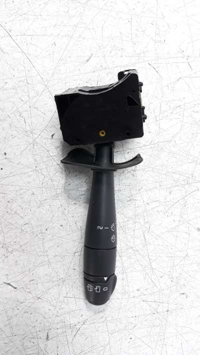 Recambio de mando limpia para dacia duster 2010-2018 1.5 dci diesel fap cat referencia OEM IAM 8200792587  