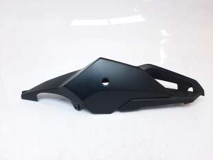 Recambio de moldura para honda cb 650r 2018- cb 650r referencia OEM IAM 77241MKYD500 77241MKYD500 
