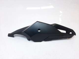 Recambio de moldura para honda cb 650r 2018- cb 650r referencia OEM IAM 77241MKYD500 77241MKYD500 