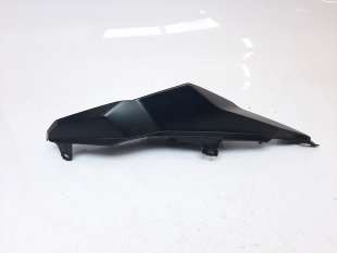 Recambio de moldura para honda cb 650r 2018- cb 650r referencia OEM IAM 77241MKYD500 77241MKYD500  2