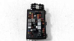 Recambio de caja reles / fusibles para opel astra j lim. 2009-2015 1.6 cdti dpf referencia OEM IAM 13449210  