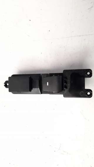 Recambio de mando elevalunas trasero izquierdo para hyundai tucson 2015- 1.7 crdi cat referencia OEM IAM 93580D3031  