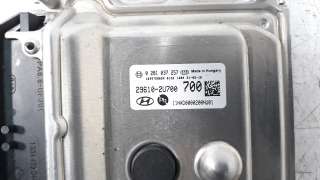 Recambio de centralita motor uce para hyundai tucson 2015- referencia OEM IAM 296102U700  