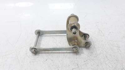 Recambio de puente trasero para honda x-adv 2017- referencia OEM IAM 52465MKHD00  