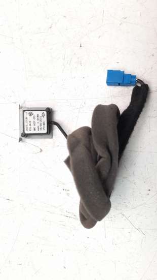 Recambio de antena para renault clio iv 2012- 1.2 16v referencia OEM IAM 259752753R  