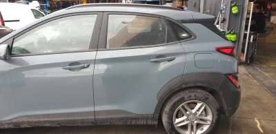 Recambio de puerta trasera izquierda para hyundai kona 2017- 1.0 tgdi cat referencia OEM IAM 77003J9000  