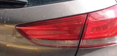 Recambio de piloto trasero derecho interior para hyundai i30 (pd) 2017- 1.4 cat referencia OEM IAM 92404S0000  