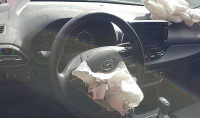Recambio de volante para hyundai i30 (pd) 2017- 1.4 cat referencia OEM IAM 56110G4240TRY  