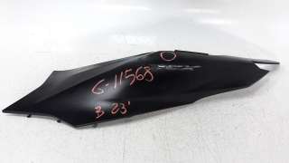 Recambio de moldura para honda pcx 125 2018- referencia OEM IAM 83610K1ZJ100  