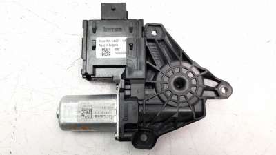 Recambio de motor elevalunas trasero derecho para jeep renegade 2014- limited 4x4 referencia OEM IAM C45937104  