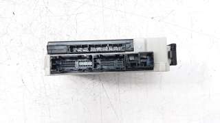 Recambio de caja reles / fusibles para toyota corolla (e21) 2019- referencia OEM IAM 8922102830 MB2381008161 