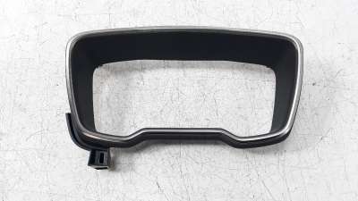 Recambio de moldura para toyota corolla (e21) 2019- referencia OEM IAM 5541102C10  