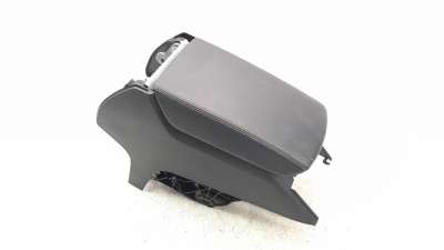 Recambio de apoyabrazos central para cupra formentor 2023- 1.5 tsi referencia OEM IAM 5FF864207B  