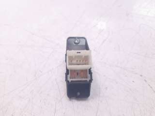 Recambio de mando elevalunas trasero derecho para kia stonic (ybcuv) 2017- 1.2 cat referencia OEM IAM 93575H8000WK  