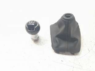 Recambio de pomo palanca cambio para kia stonic (ybcuv) 2017- 1.2 cat referencia OEM IAM 43711D9100  