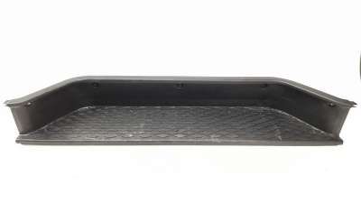 Recambio de moldura para iveco daily furgón 2014- 2.3 diesel referencia OEM IAM 5801862033  